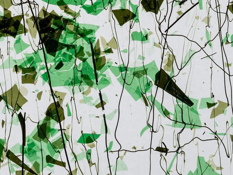 Green Fracture, Line Cast Green Streamers on Clear (4325) 3mm Sample - The Glass Underground