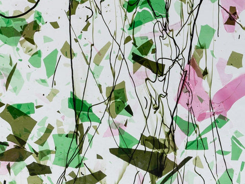 Clear with Green and Pink Fractures with Line Cast Green Streamers (4329) 3mm - The Glass Underground