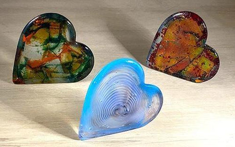 Heart Vertical Paperweight - The Glass Underground 